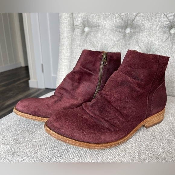 Kork Ease Maroon Suede Ankle Boots womens size 6.5 Leather Side Zip - Picture 1 of 5